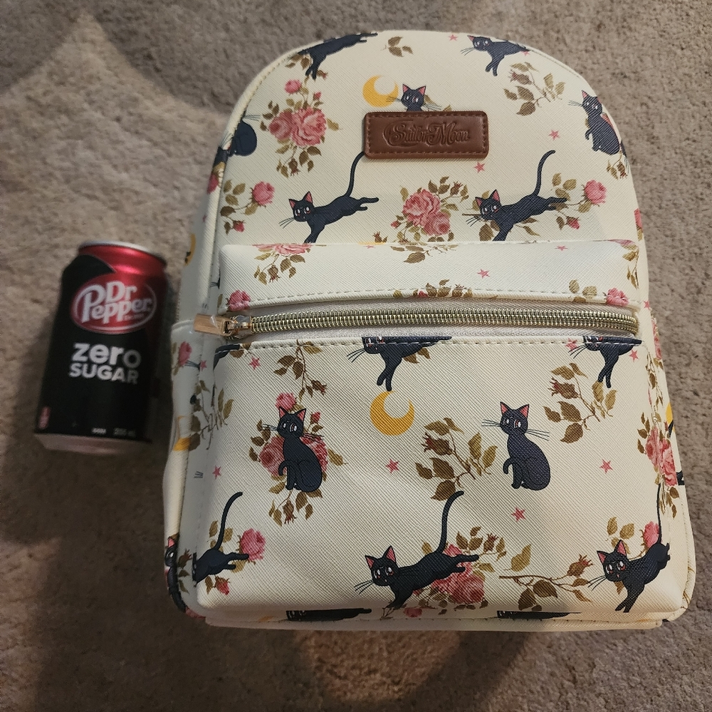 Sailor moon Luna mininbackpakc BNWT